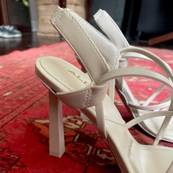 Aldo Amilia White Strappy Heels - Picture 4 of 5